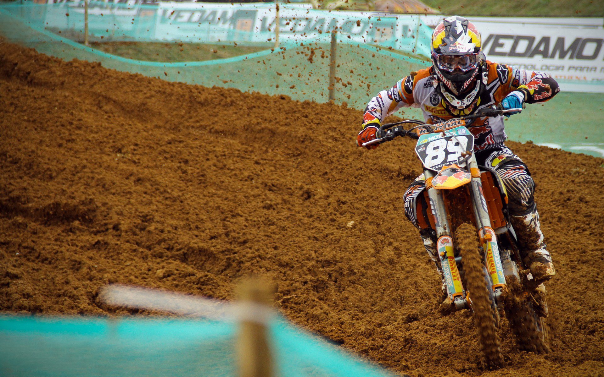 开云平台-英超争冠，教练赞战术创新，英超冠军教练