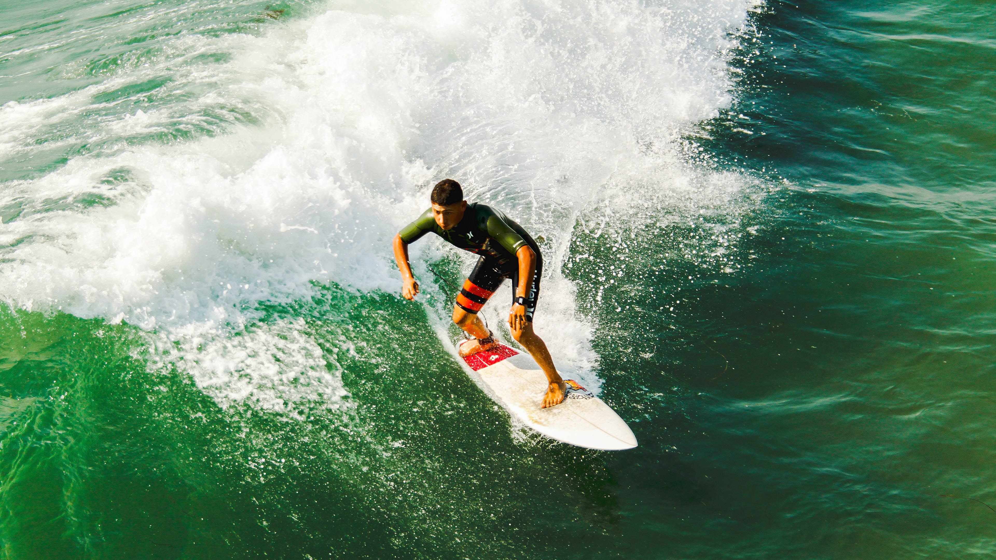 跨界融合——武术运动与现代舞的创新结合，武术与舞蹈的融合
